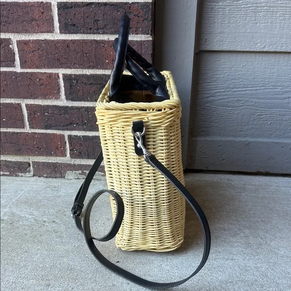 Patricia Nash Yellow Lemon Print Wicker Tote - Picture 4 of 6